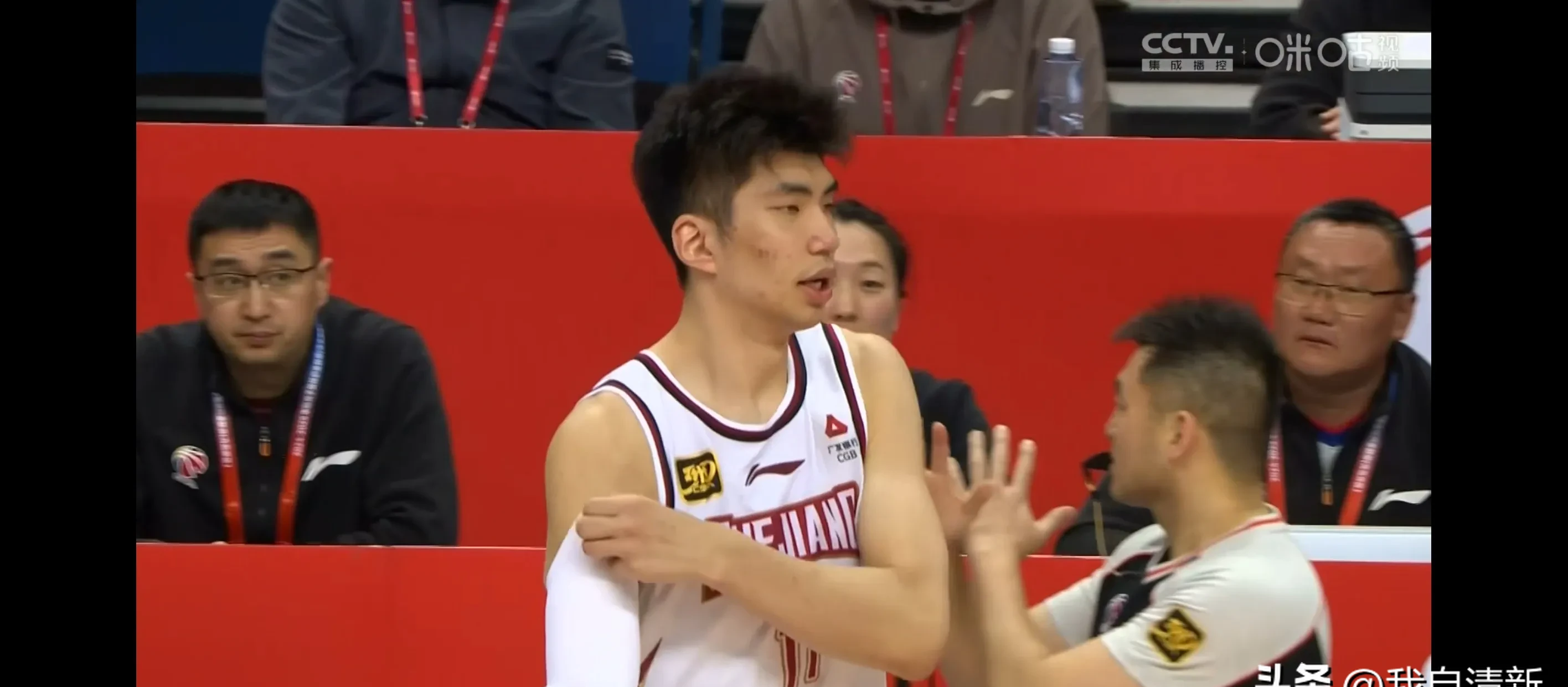 最后时刻浙江稠州调整名单以备全明星赛，遗憾出局环节打磨，球迷炸锅，训练强度显著提升(上海对浙江稠州第三场)