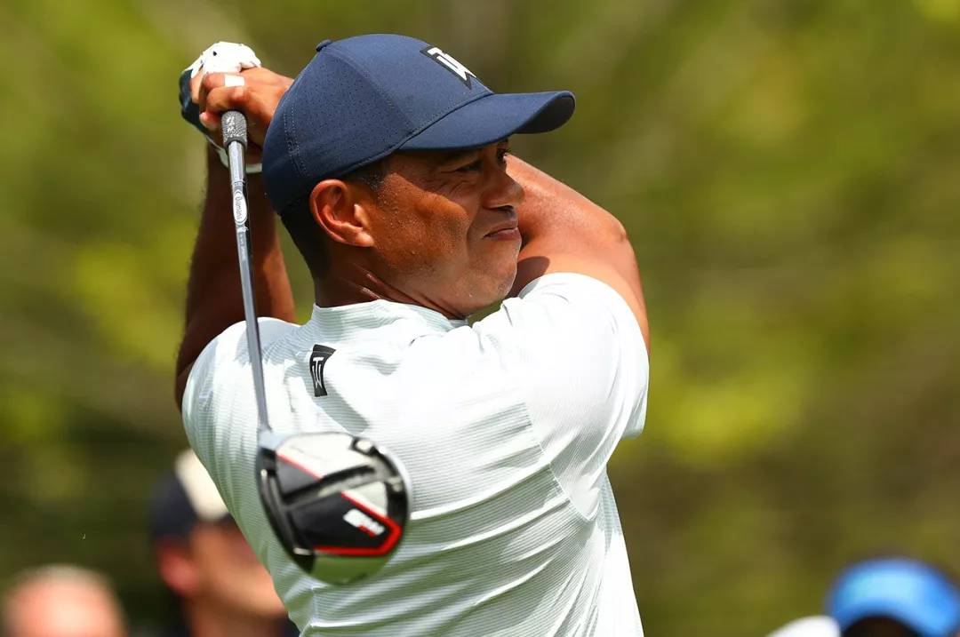 莱欧斯利与狱卒们的疯狂