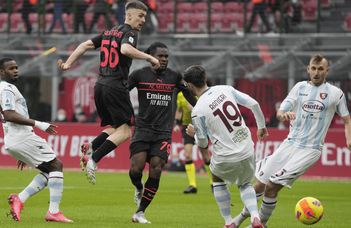 勒沃库森发布备战花絮，窗口期战术微调，意大利杯任务艰巨，年轻球员得到机会的简单介绍